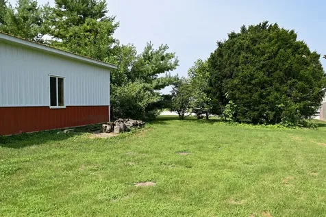 621 South Oakwood Street Oakwood IL 61858