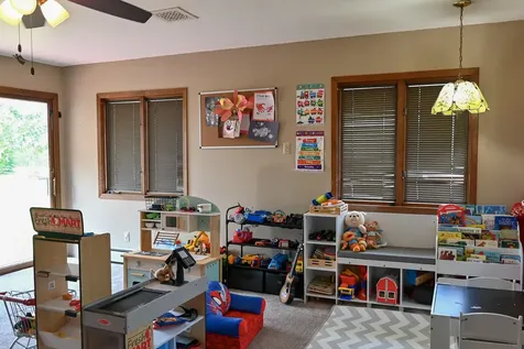 621 South Oakwood Street Oakwood IL 61858