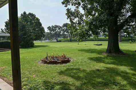 621 South Oakwood Street Oakwood IL 61858