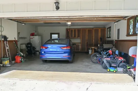 621 South Oakwood Street Oakwood IL 61858