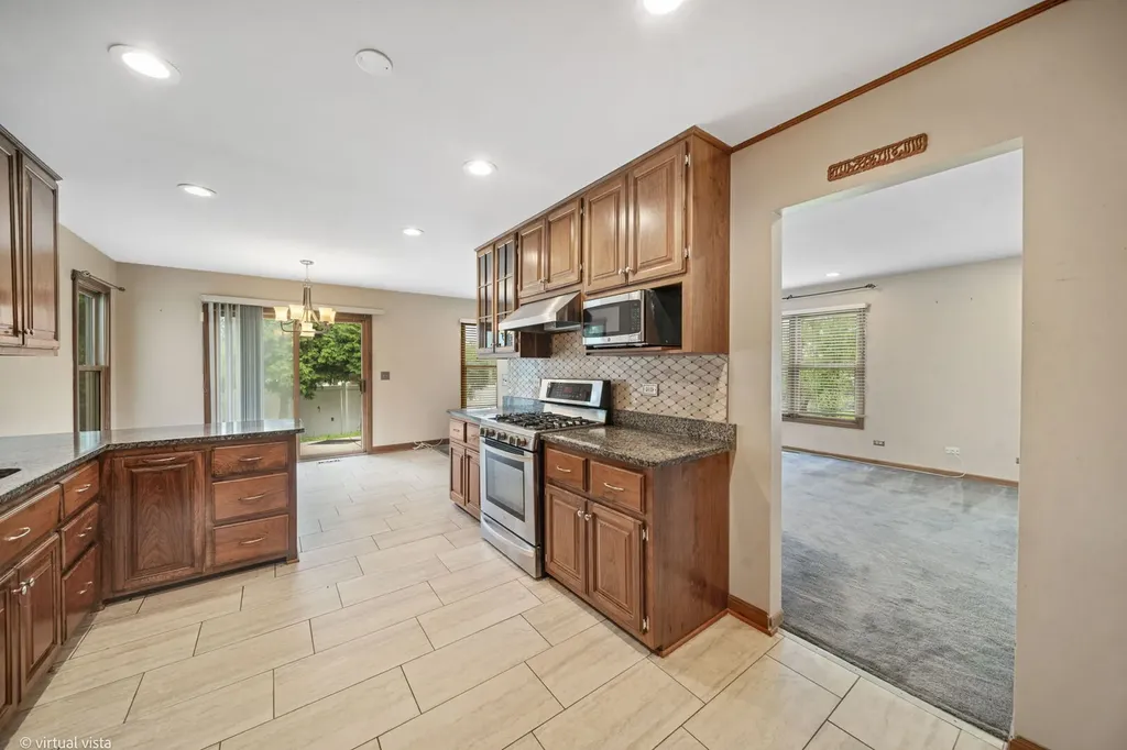 114 Wren Court Glendale Heights IL 60139