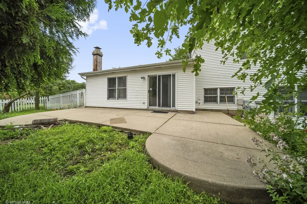 114 Wren Court Glendale Heights IL 60139