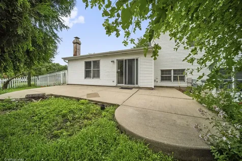 114 Wren Court Glendale Heights IL 60139