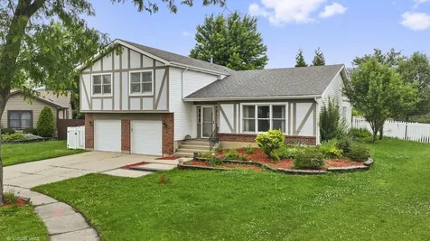 114 Wren Court Glendale Heights IL 60139