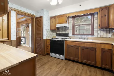 2103 Maple Road Joliet IL 60432