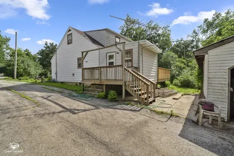 2103 Maple Road Joliet IL 60432