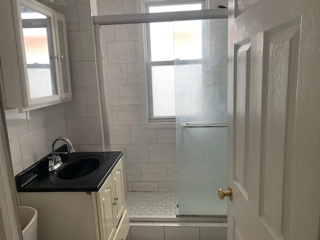 11833 South Indiana Avenue Chicago IL 60628