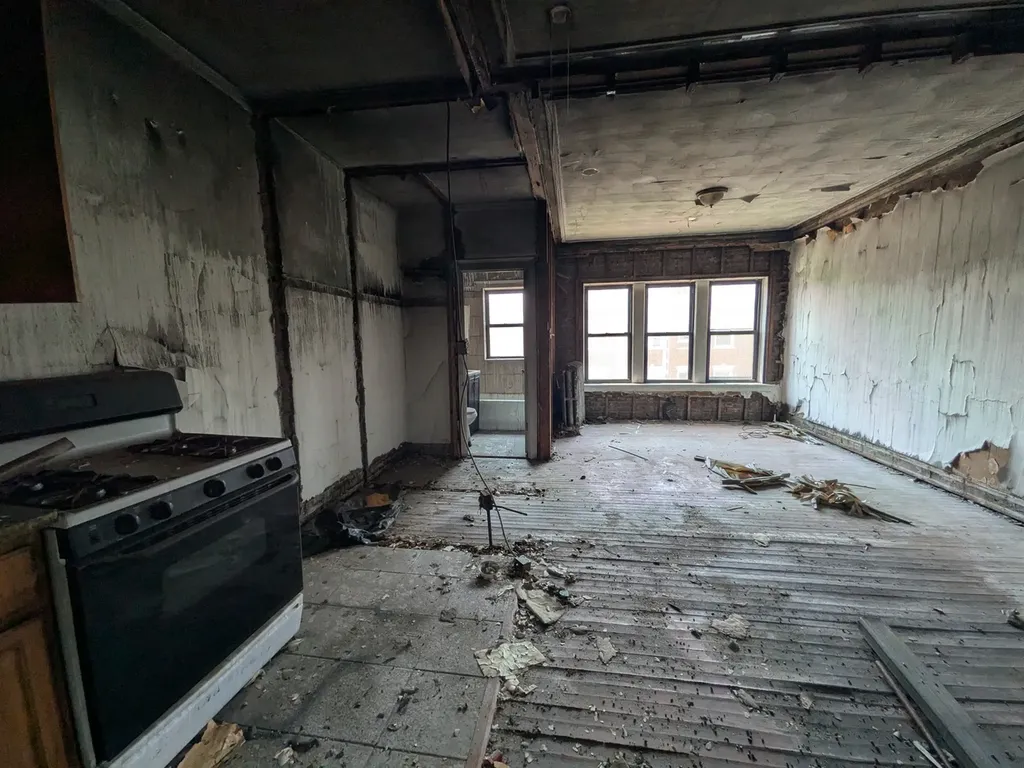 7850 South Constance Avenue Chicago IL 60617