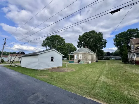 200 Jefferson Street Henry IL 61537