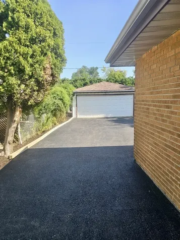 500 Florian Drive Des Plaines IL 60016