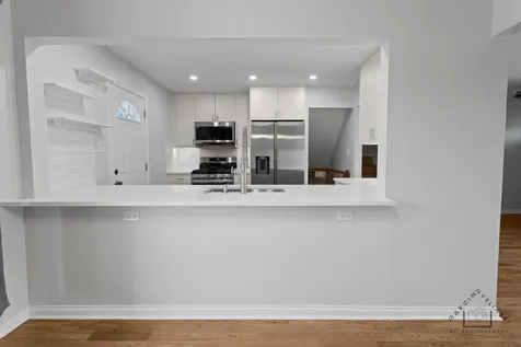 500 Florian Drive Des Plaines IL 60016