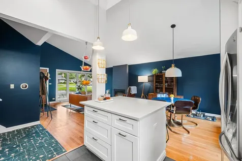 2662 Crawford Avenue Evanston IL 60201