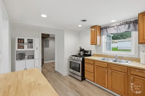 336 Belle Aire Avenue Bourbonnais IL 60914