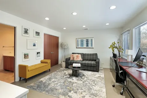 1551 Mill Trail Highland Park IL 60035