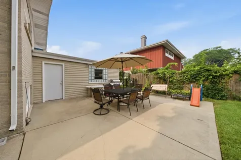 7928 Arcadia Street Morton Grove IL 60053
