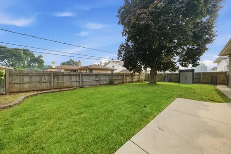 7928 Arcadia Street Morton Grove IL 60053