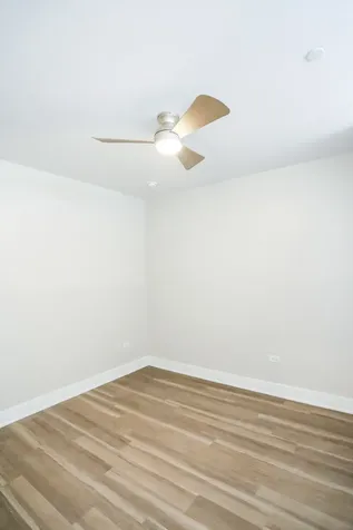 880 Lee Street Des Plaines IL 60016