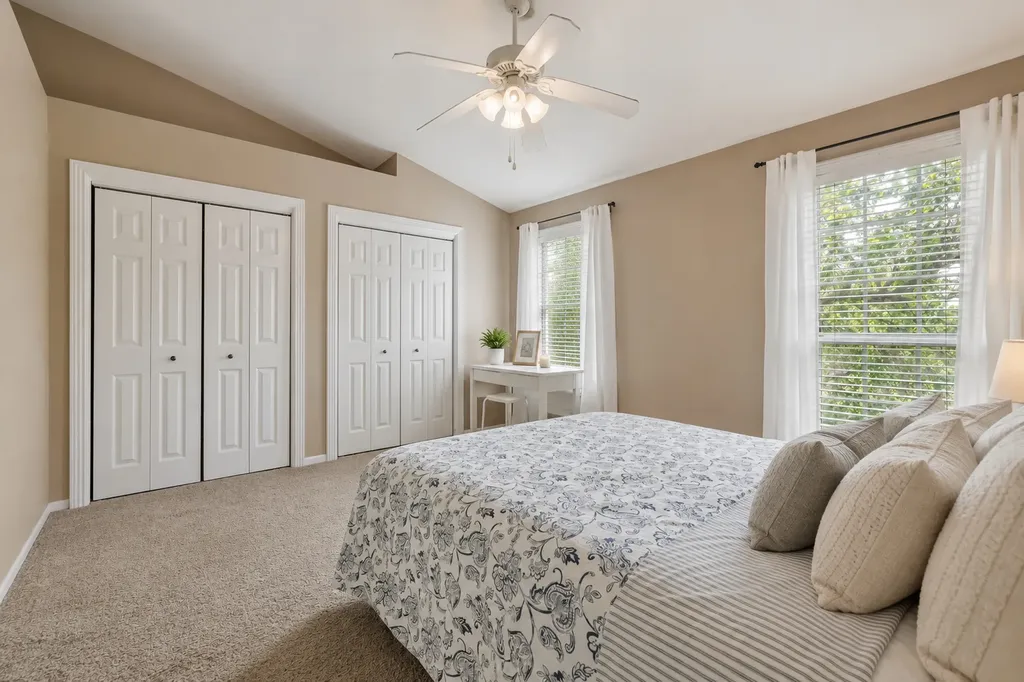 121 Golfview Drive Glendale Heights IL 60139