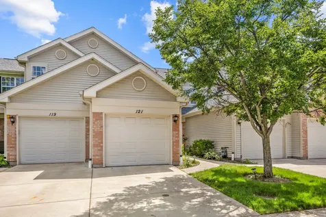 121 Golfview Drive Glendale Heights IL 60139