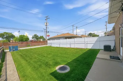 12718 South Justine Street Calumet Park IL 60827