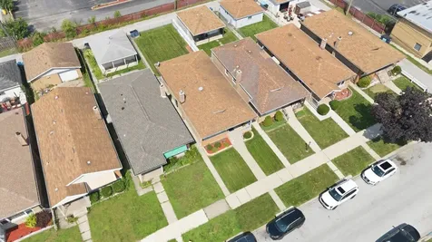 12718 South Justine Street Calumet Park IL 60827