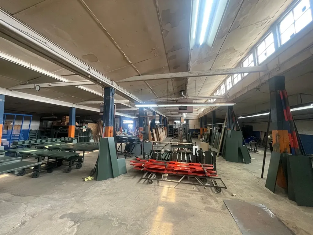 5504 North Northwest Highway Chicago IL 60630