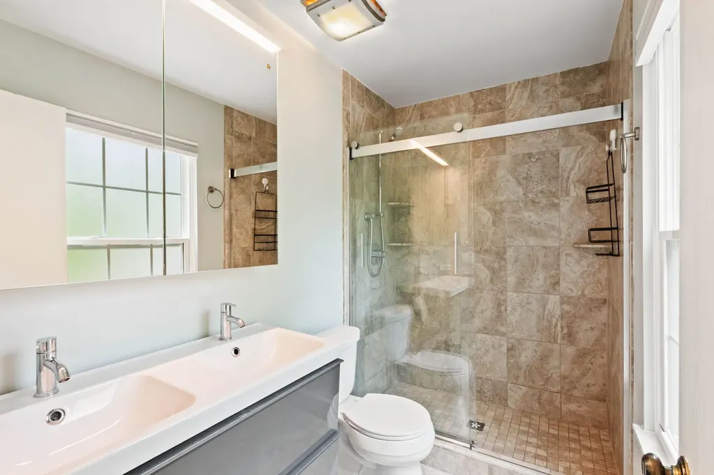 912 Matthew Court Naperville IL 60540