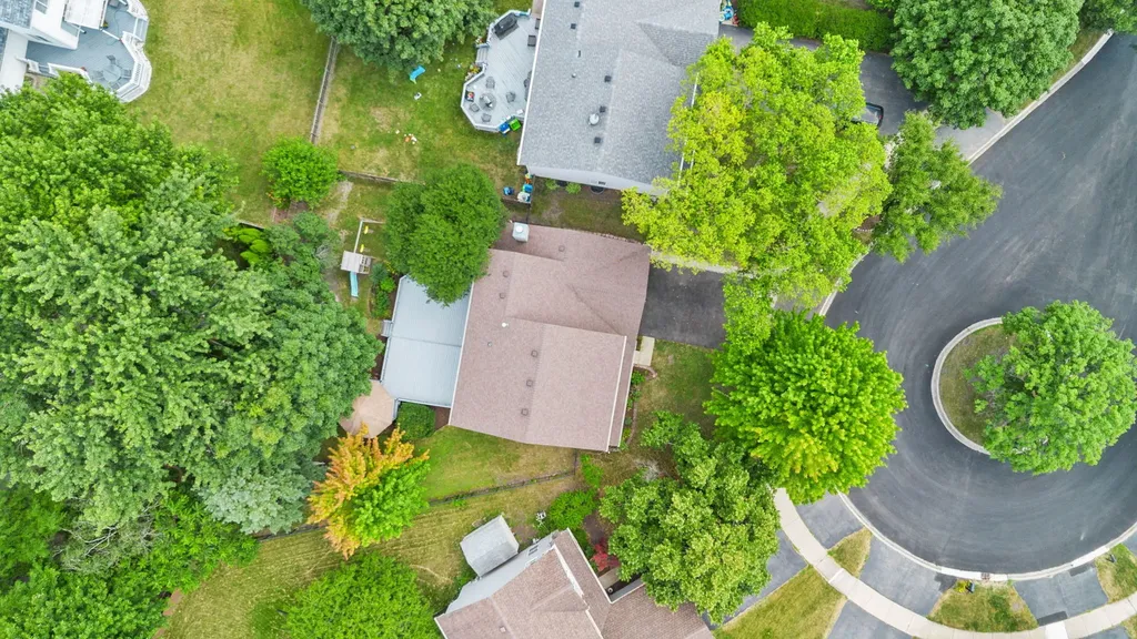 912 Matthew Court Naperville IL 60540