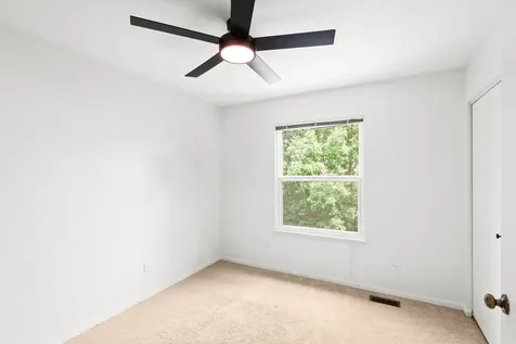 912 Matthew Court Naperville IL 60540