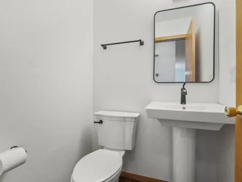 7426 Ashton Villa Rockford IL 61107