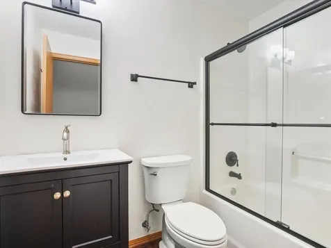 7426 Ashton Villa Rockford IL 61107