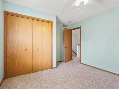 7426 Ashton Villa Rockford IL 61107