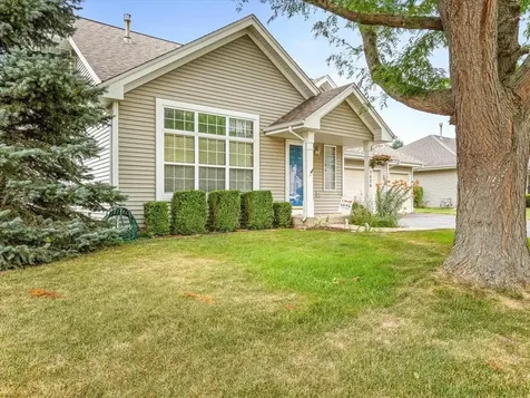 7426 Ashton Villa Rockford IL 61107