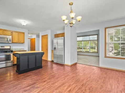 7426 Ashton Villa Rockford IL 61107