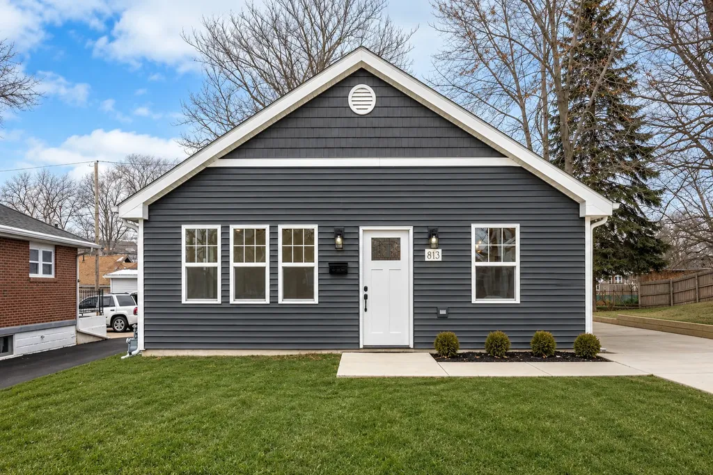 813 Audrey Avenue Joliet IL 60436