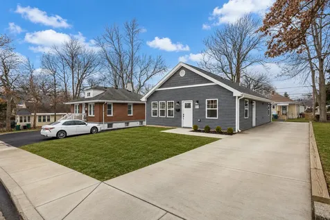 813 Audrey Avenue Joliet IL 60436