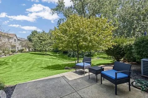 1104 Colonial Drive Joliet IL 60432