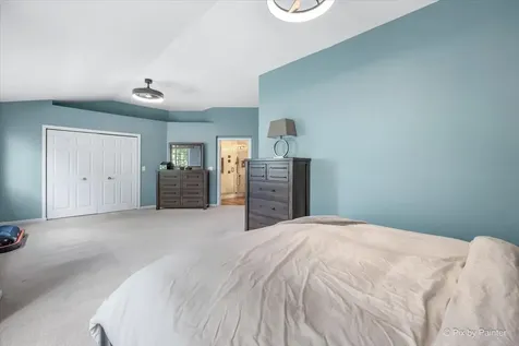 262 Lineas Lane Geneva IL 60134