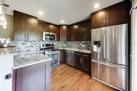 66 Gant Circle Streamwood IL 60107