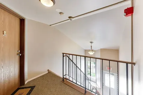 66 Gant Circle Streamwood IL 60107