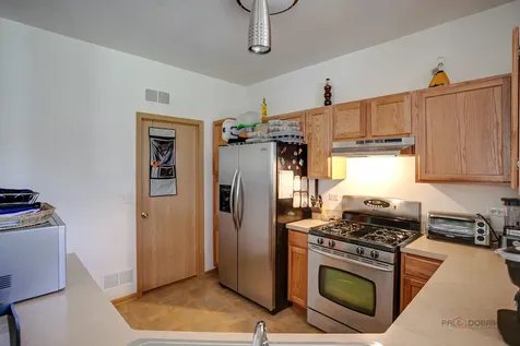 1270 Oriole Court Round Lake IL 60073