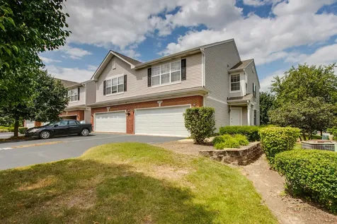 1270 Oriole Court Round Lake IL 60073