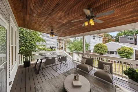 1907 West Warner Avenue Chicago IL 60613
