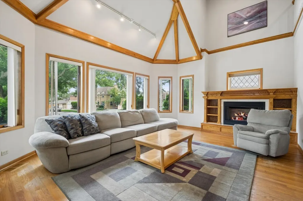 7349 West Ibsen Street Chicago IL 60631