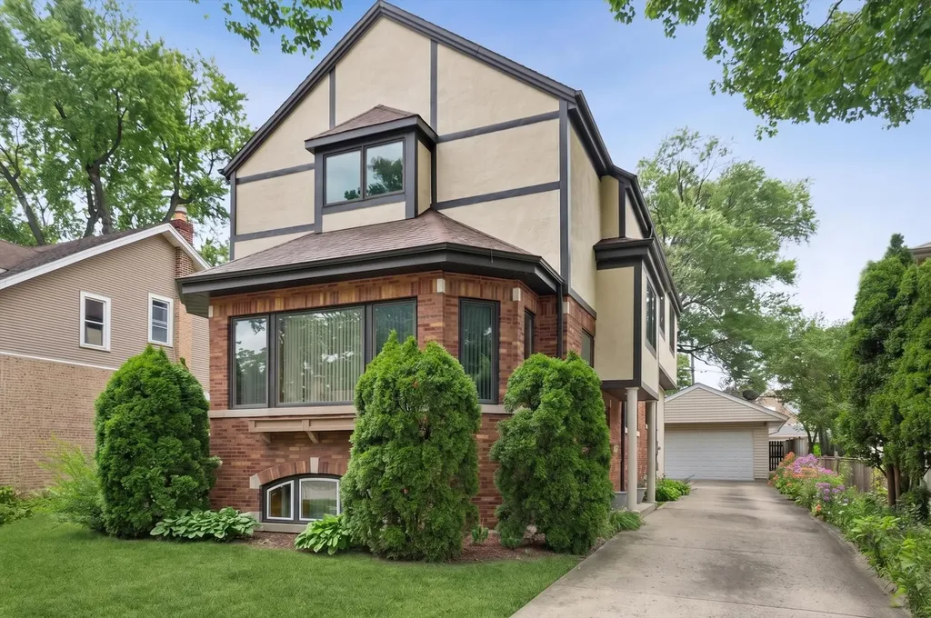 7349 West Ibsen Street Chicago IL 60631
