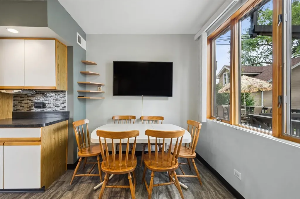 7349 West Ibsen Street Chicago IL 60631