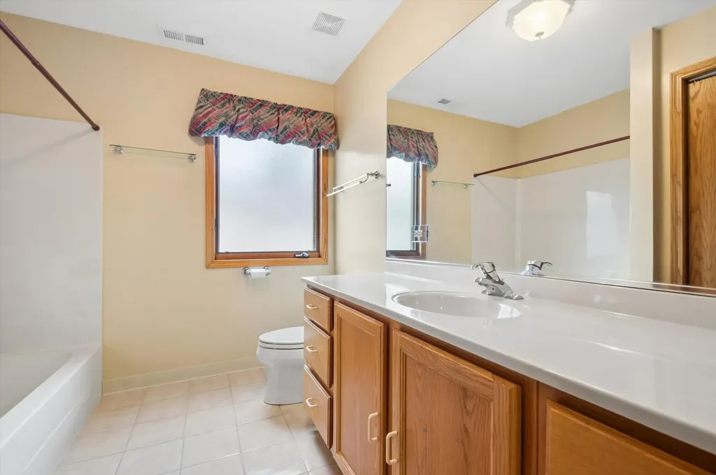 7349 West Ibsen Street Chicago IL 60631