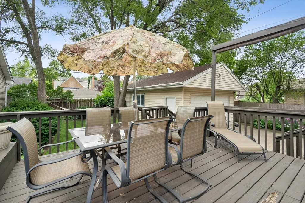 7349 West Ibsen Street Chicago IL 60631