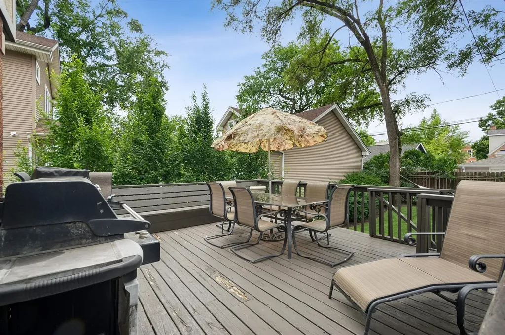 7349 West Ibsen Street Chicago IL 60631