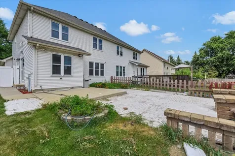 2153 Laurel Avenue Hanover Park IL 60133